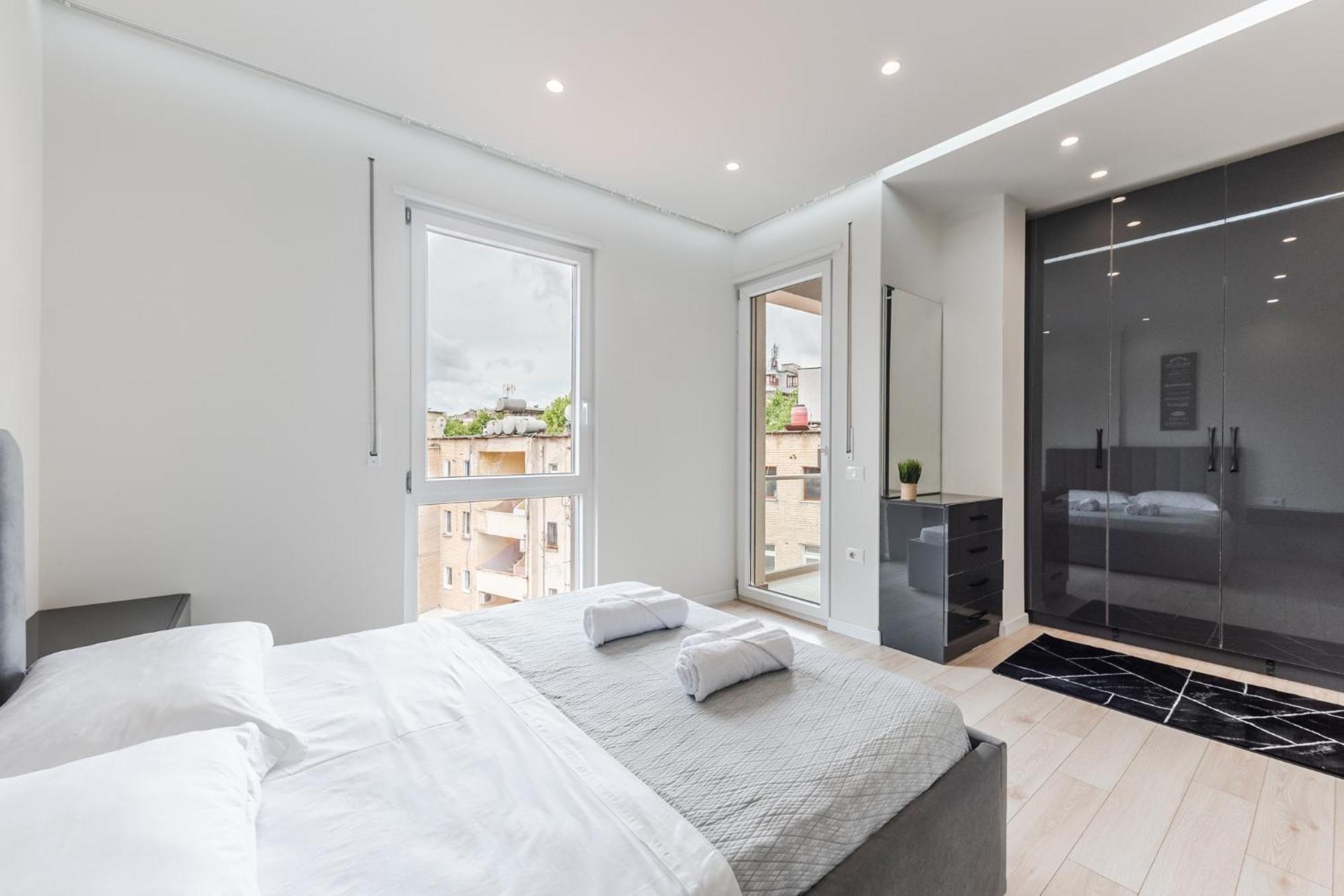 Mumba Apartments By Kondo Stays Tirana Exterior photo