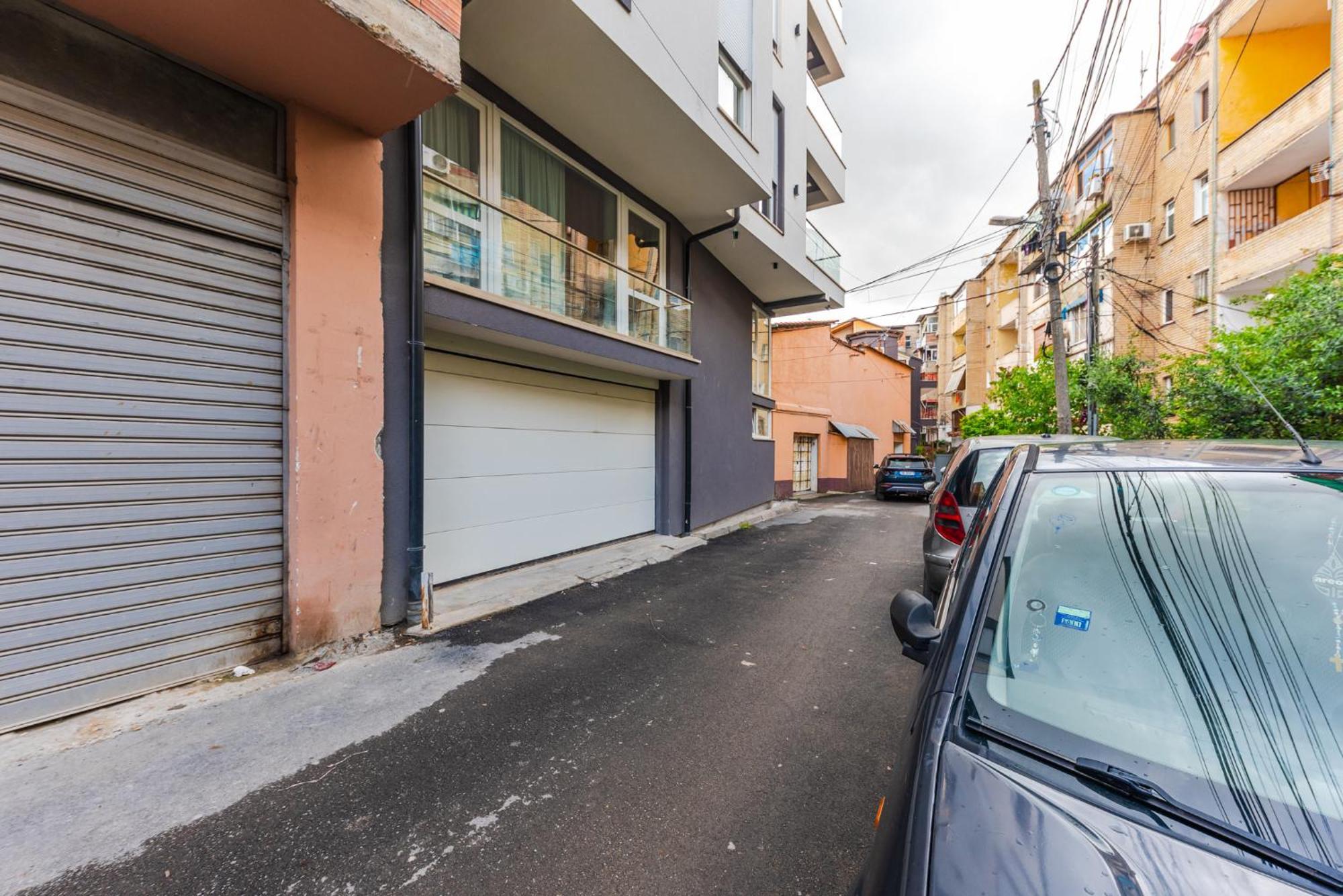 Mumba Apartments By Kondo Stays Tirana Exterior photo