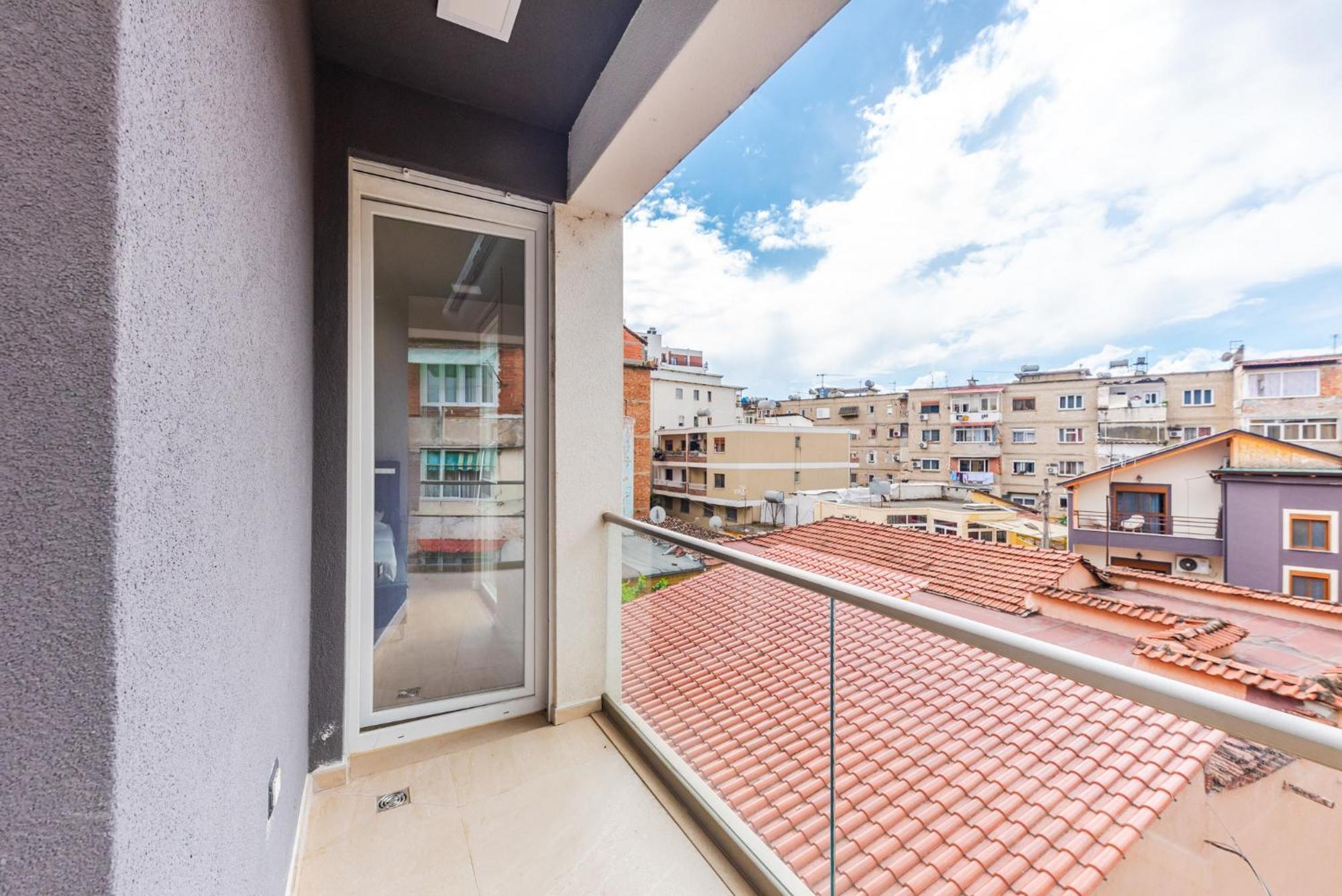 Mumba Apartments By Kondo Stays Tirana Exterior photo