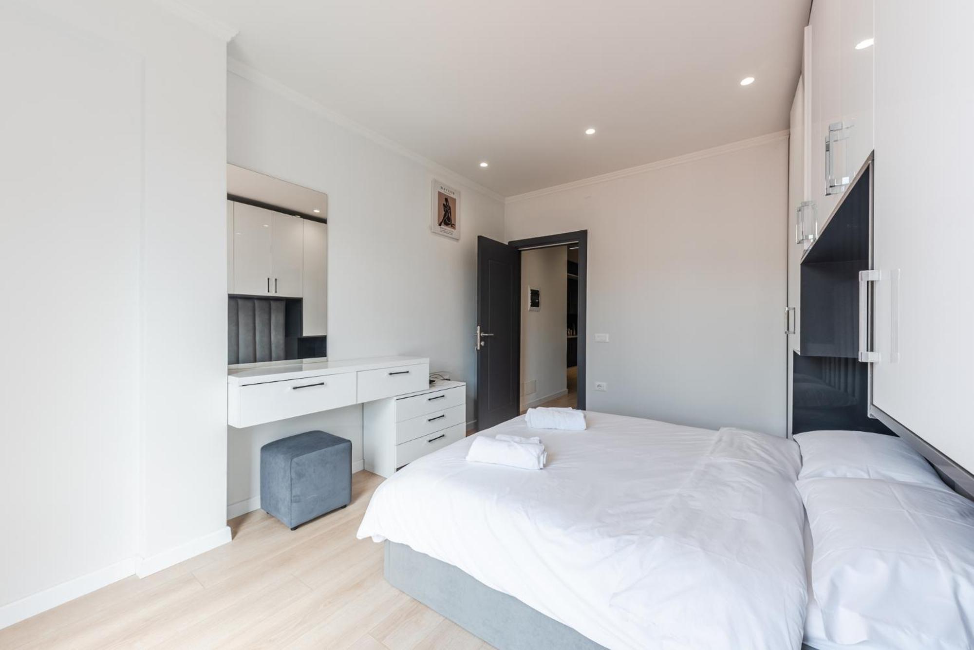 Mumba Apartments By Kondo Stays Tirana Exterior photo